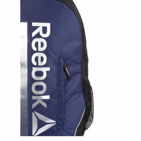 New Reebok Trainer Backpack Confort Straps and Water Resistant 24L Navy Color - Picture 2 of 6